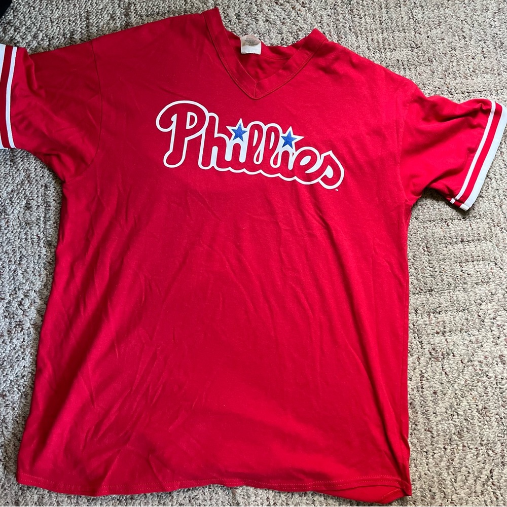 Phillies V-neck shirt